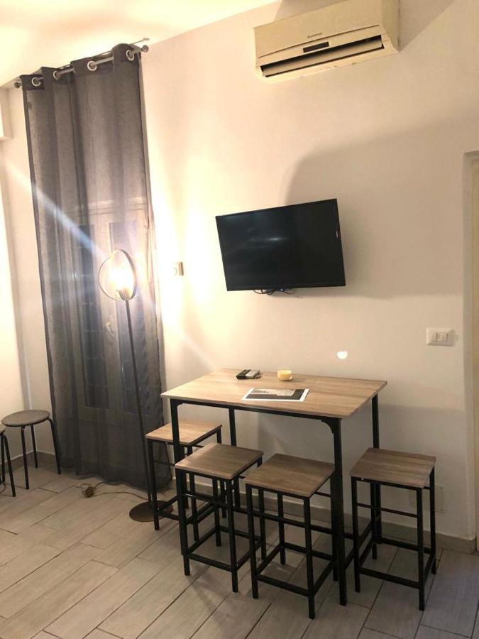 Smart Suite โรม ภายนอก รูปภาพ